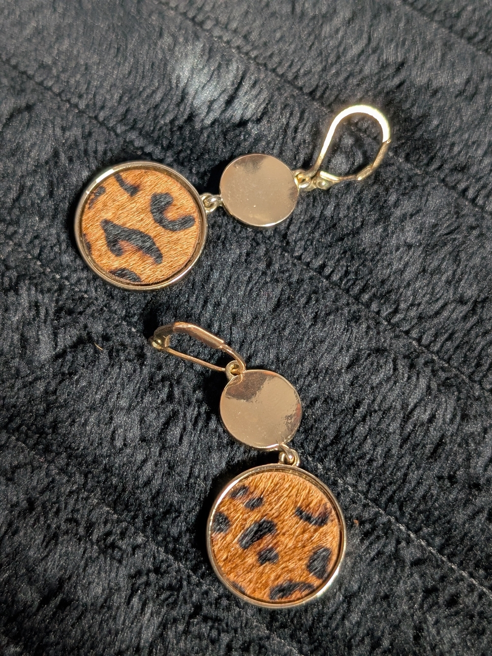 Leopard Print Gold Tone Dangle Earrings Animal Print